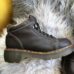 Dr. Martens 8542 Boots UK 7 M / US 8.5 L